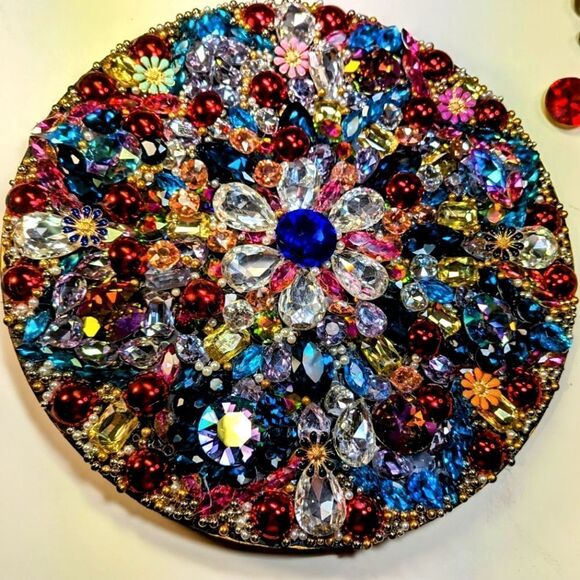 Wendy Gell jeweled Mandala sculpture for the wall. Gorgeous stones. signed - Picture 2 of 3